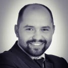 СЕРГЕЙ ТРУХИН Руководитель студии, актёр театра и кино, режиссёр. Старший преподаватель. 